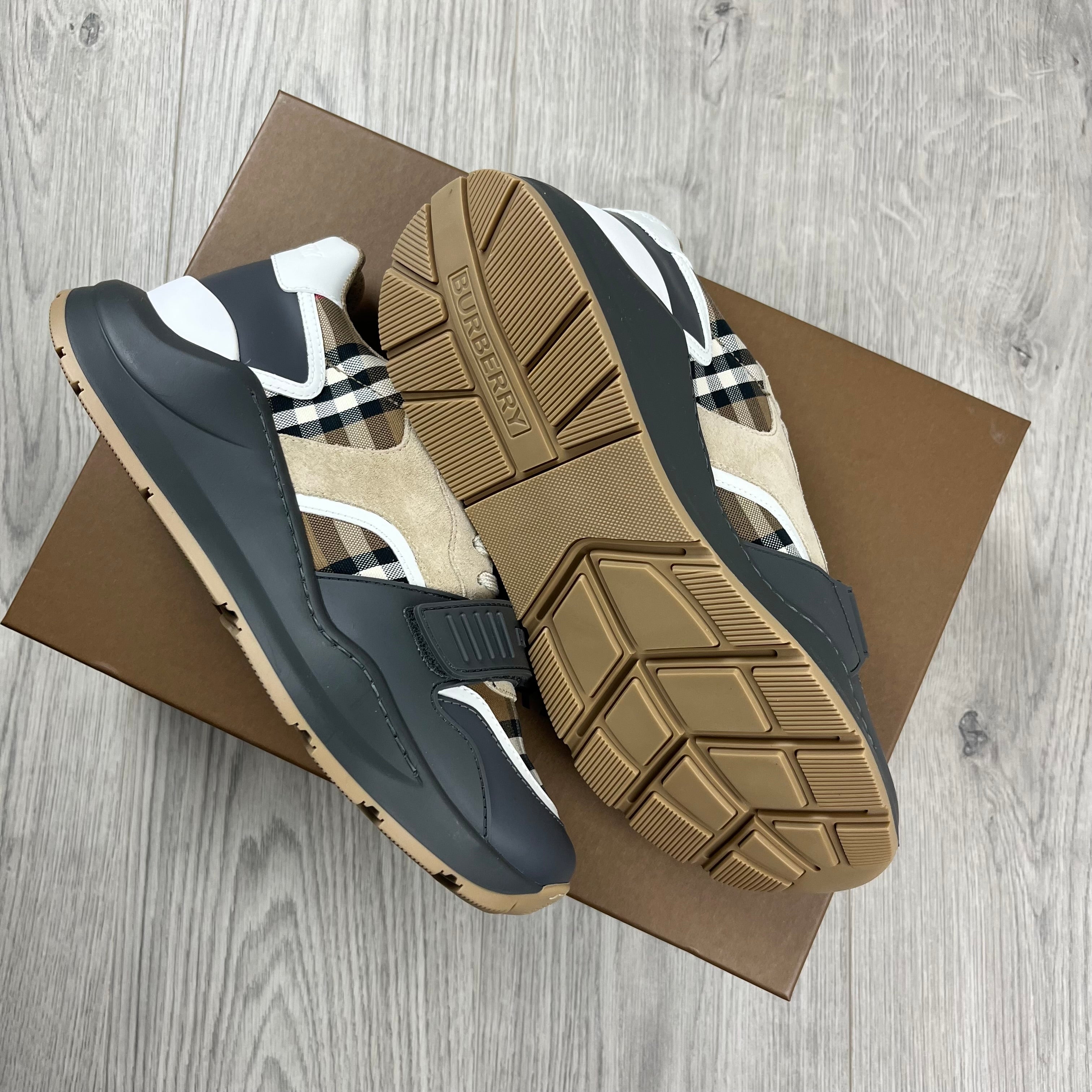 Burberry Ramsey Sneaker - Taupe