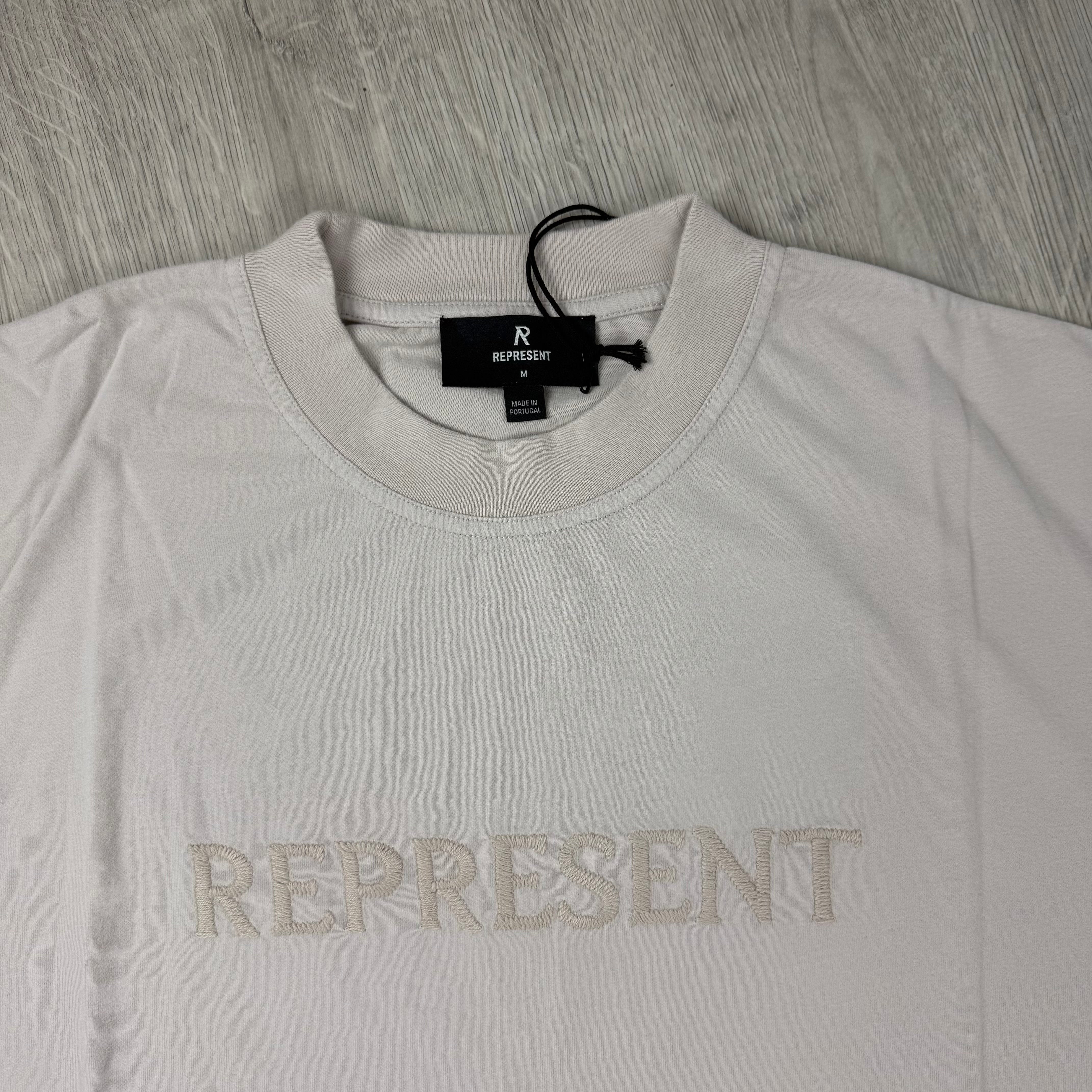 Represent 'Embroidered Serif' T-Shirt - Concrete