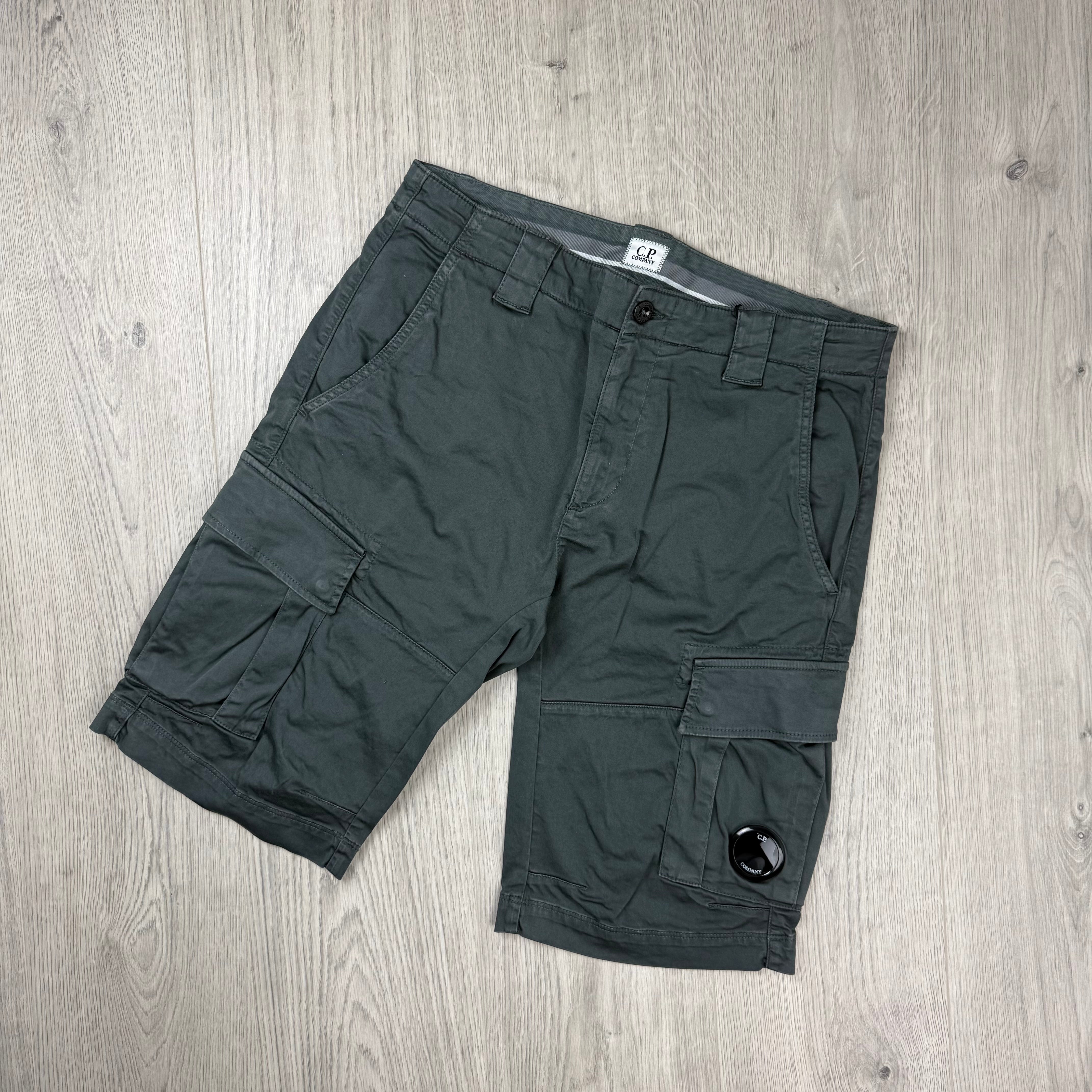 CP Company Cargo Shorts - Gunmetal
