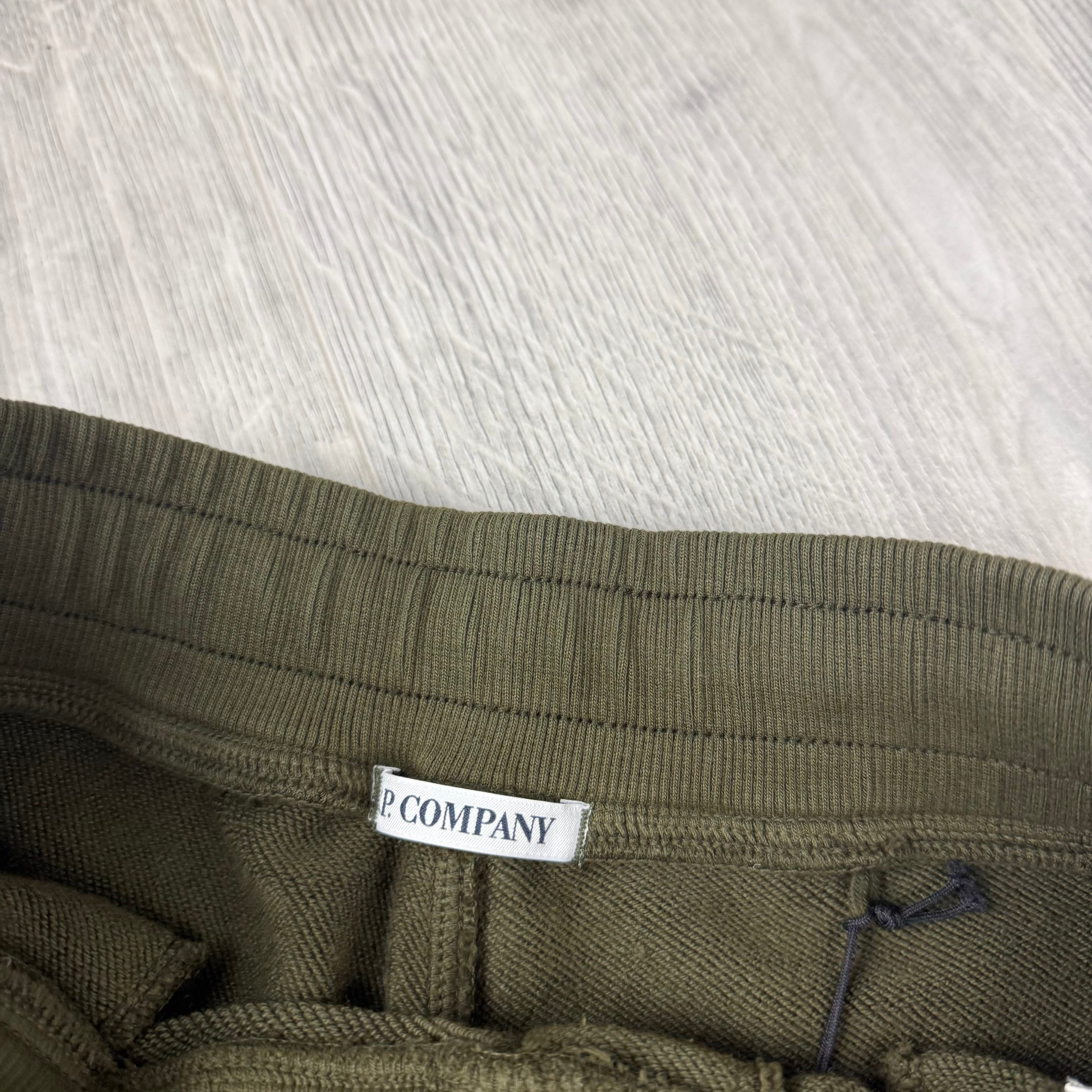 CP Company Raised Fleece Jersey Shorts - Ivy Green