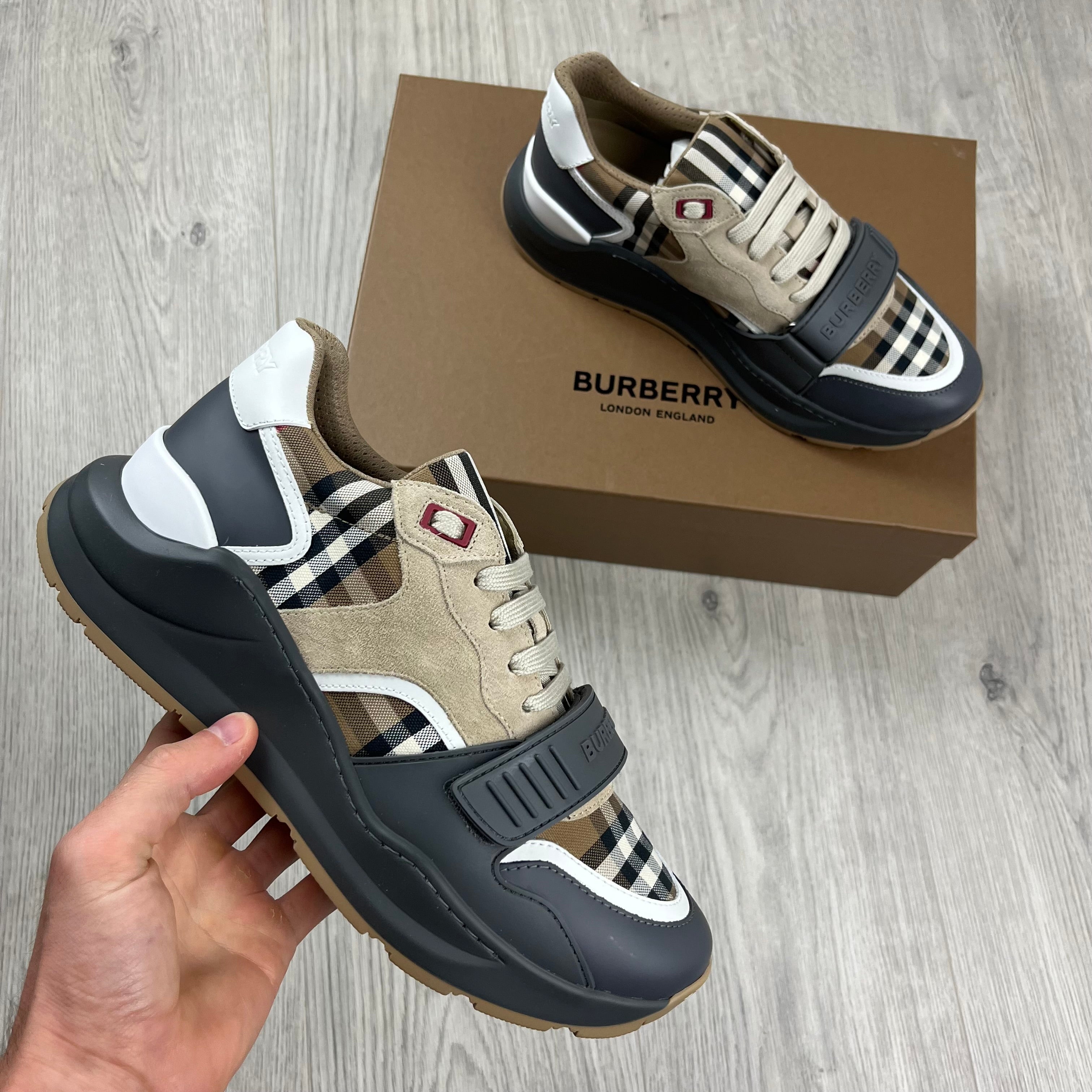 Burberry Ramsey Sneaker - Taupe
