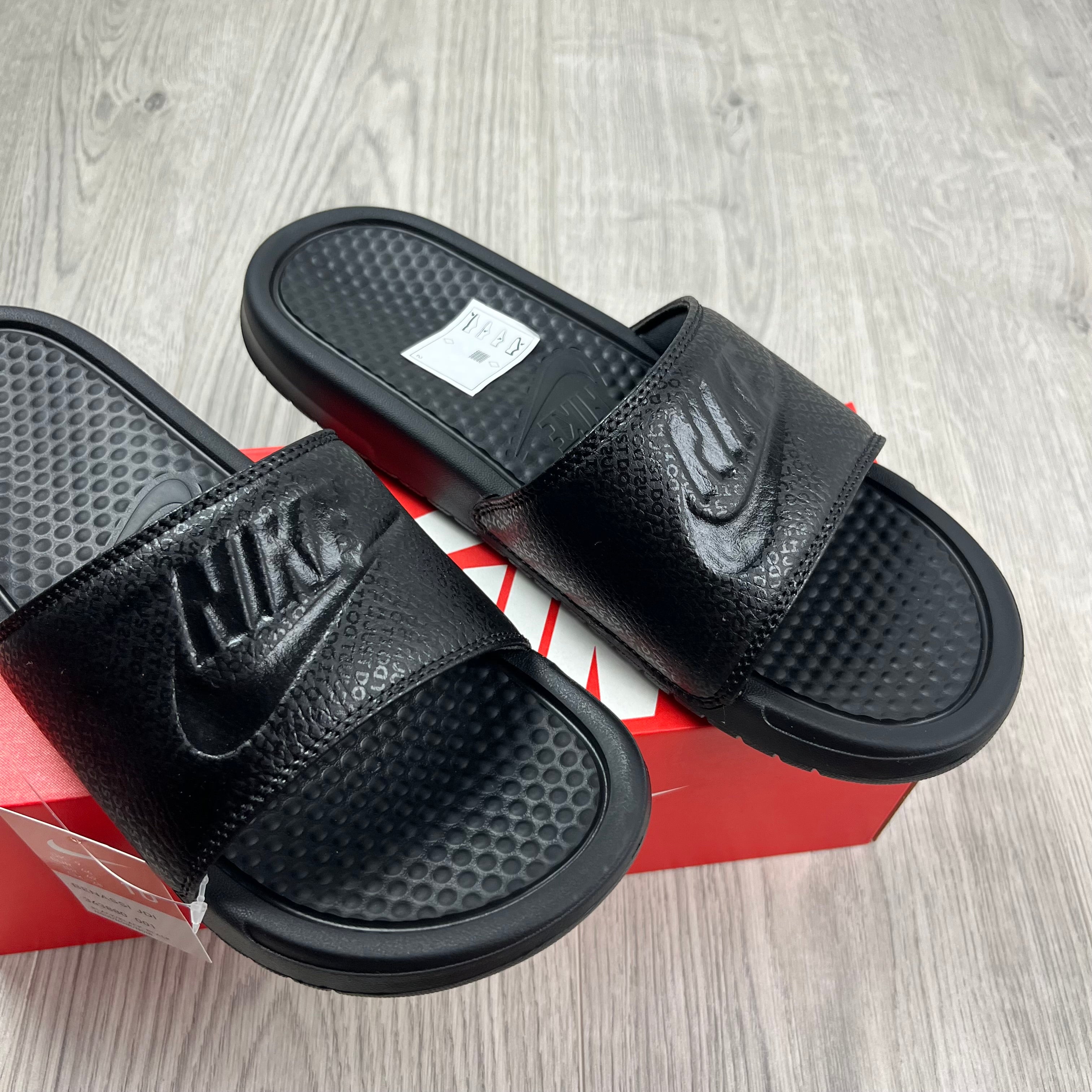 Nike Benassi Slies - Black