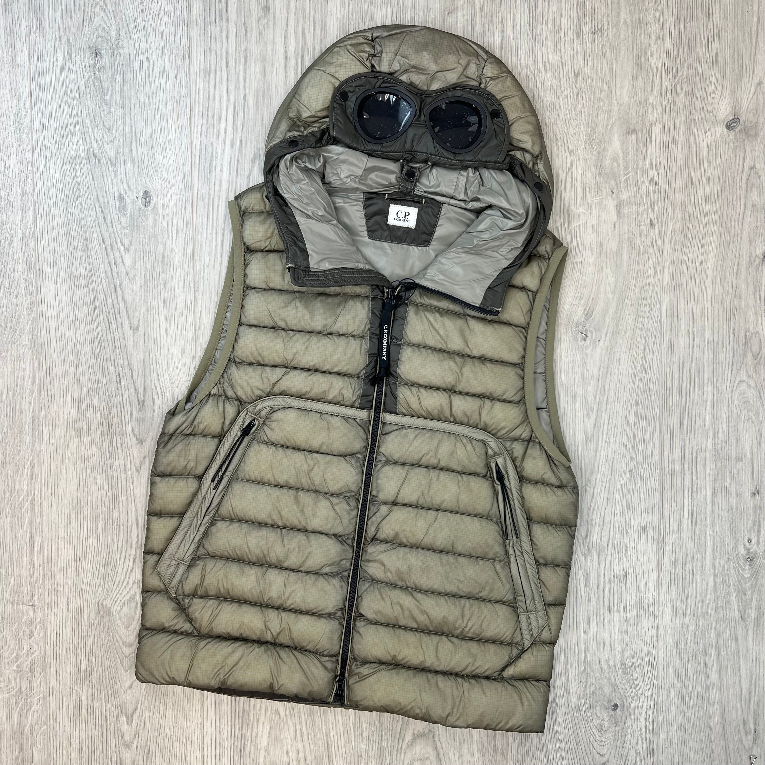 CP Company D.D. Shell Gilet - Fallen Rock