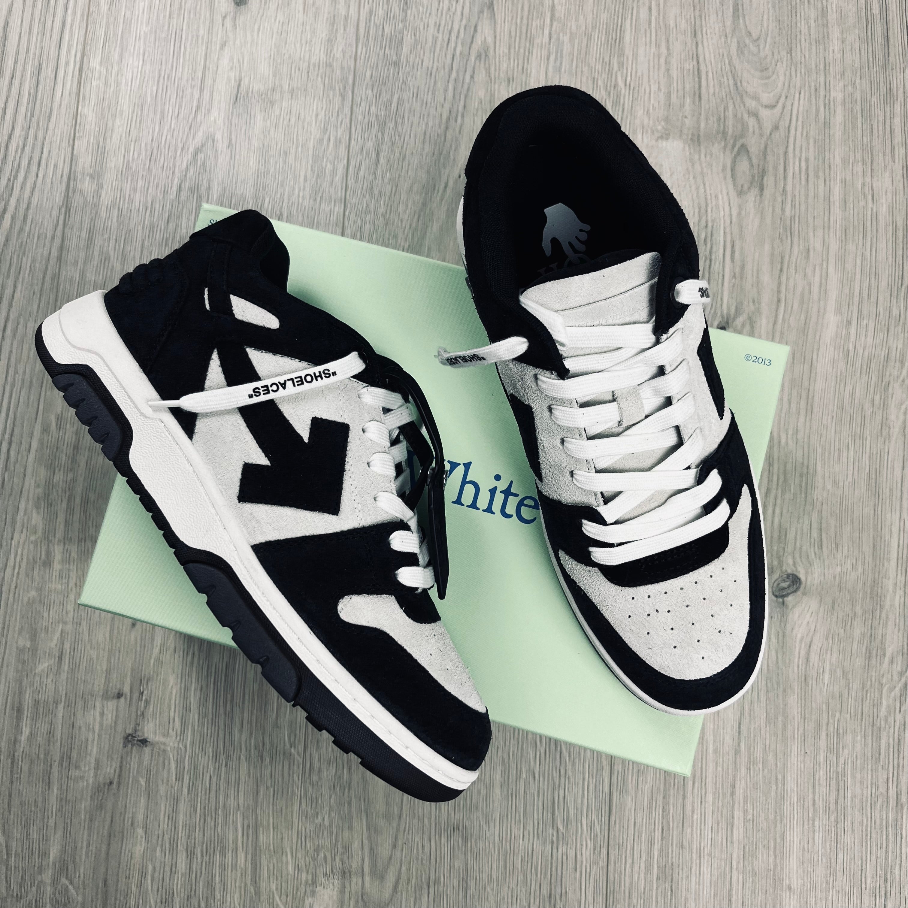 Off-White Out Of Office Sneakers - Black