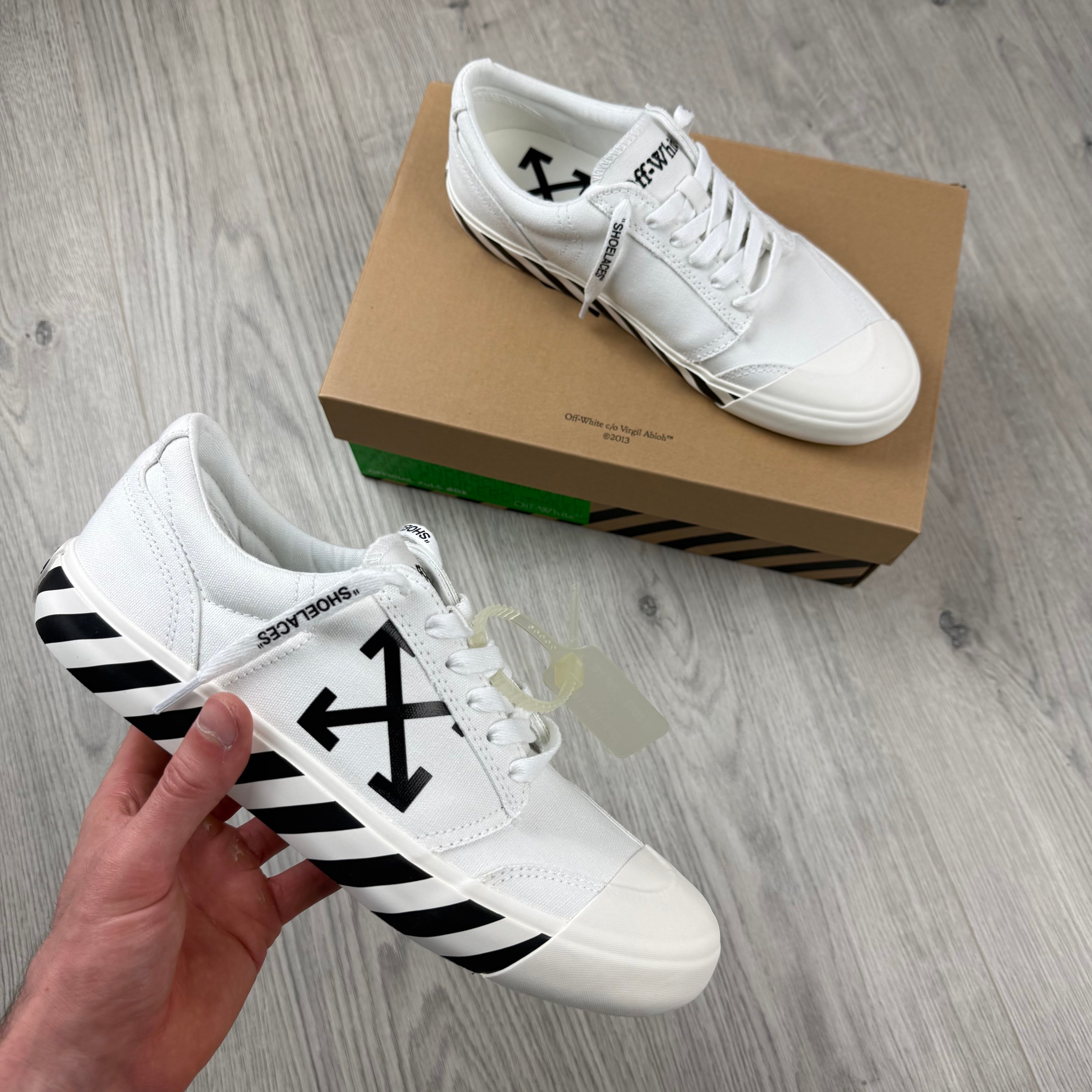 Off-White 'Vulcanized Undercut' Sneakers - White