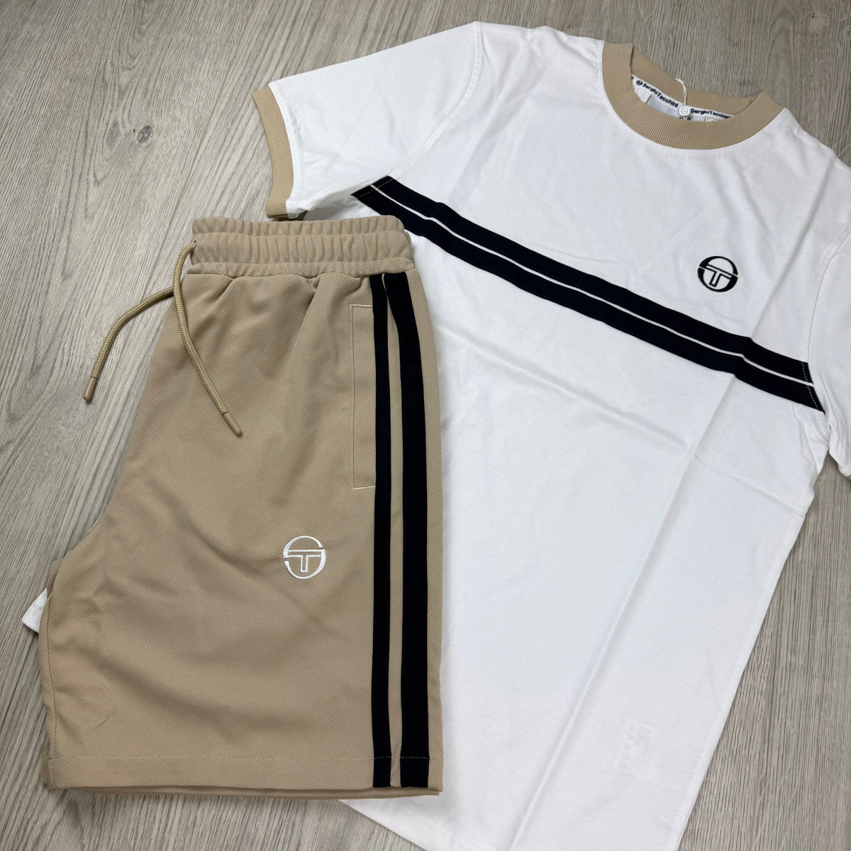 Sergio Tacchini 'Supermac' Set - White/Humus