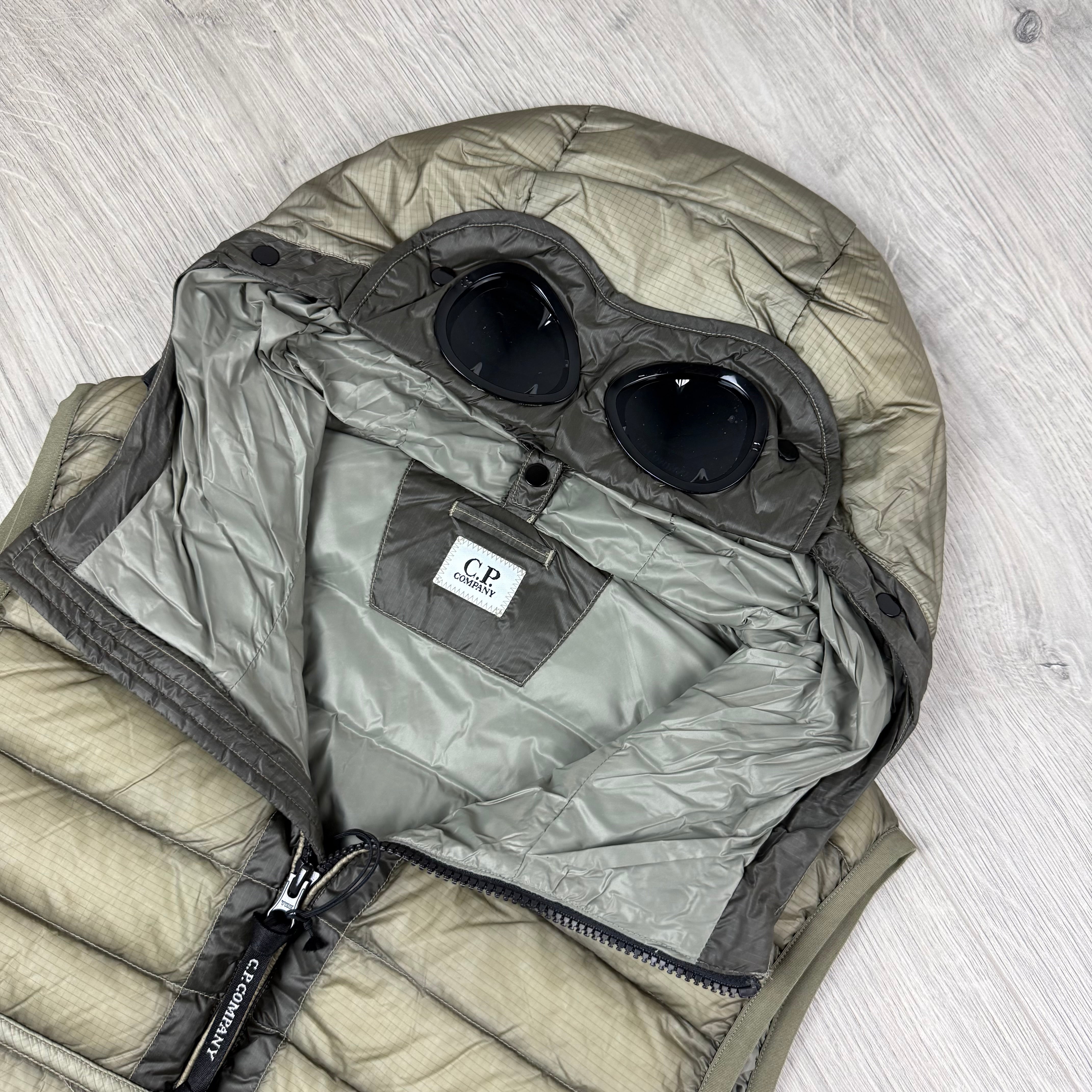 CP Company D.D. Shell Gilet - Fallen Rock