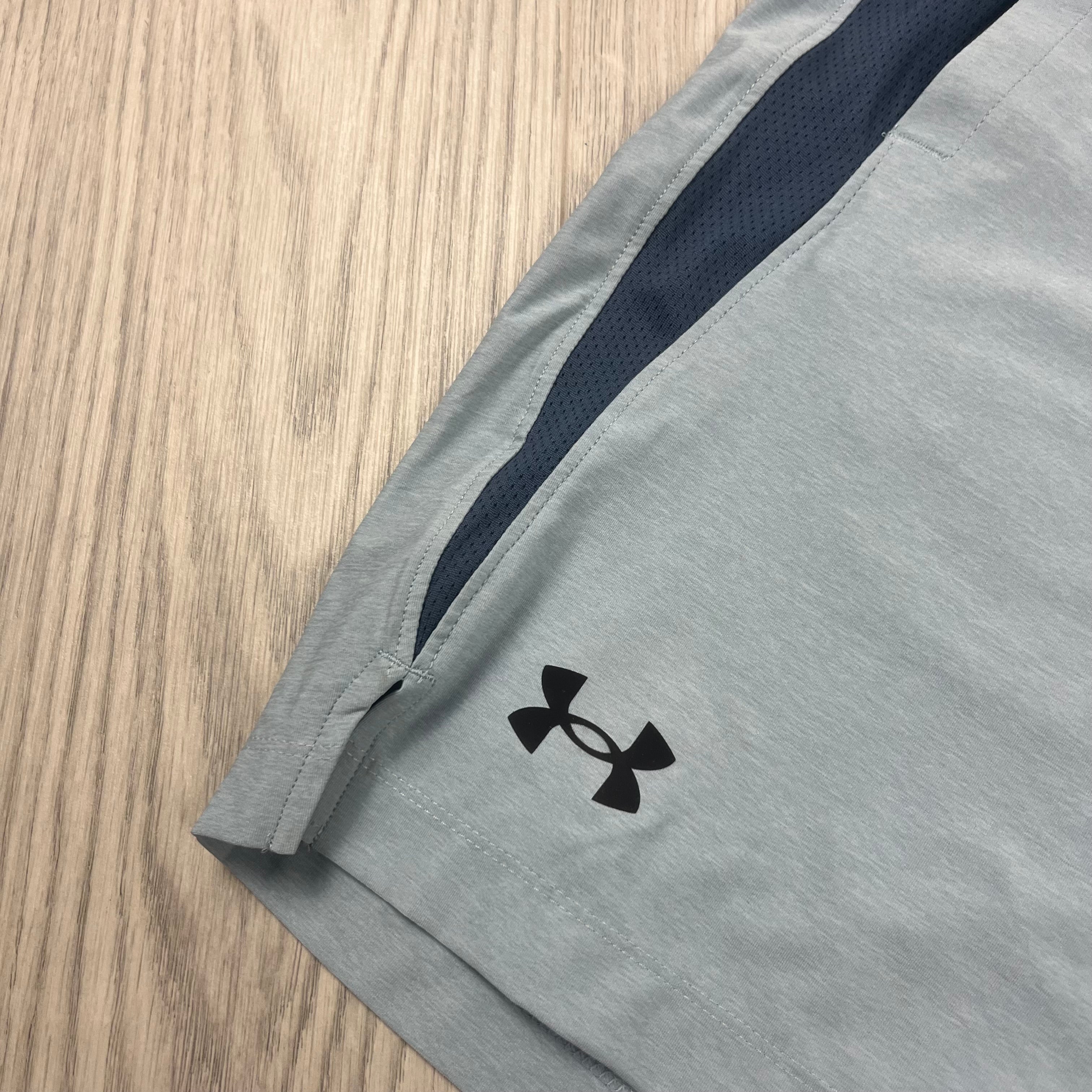 Under Armour Shorts - Grey