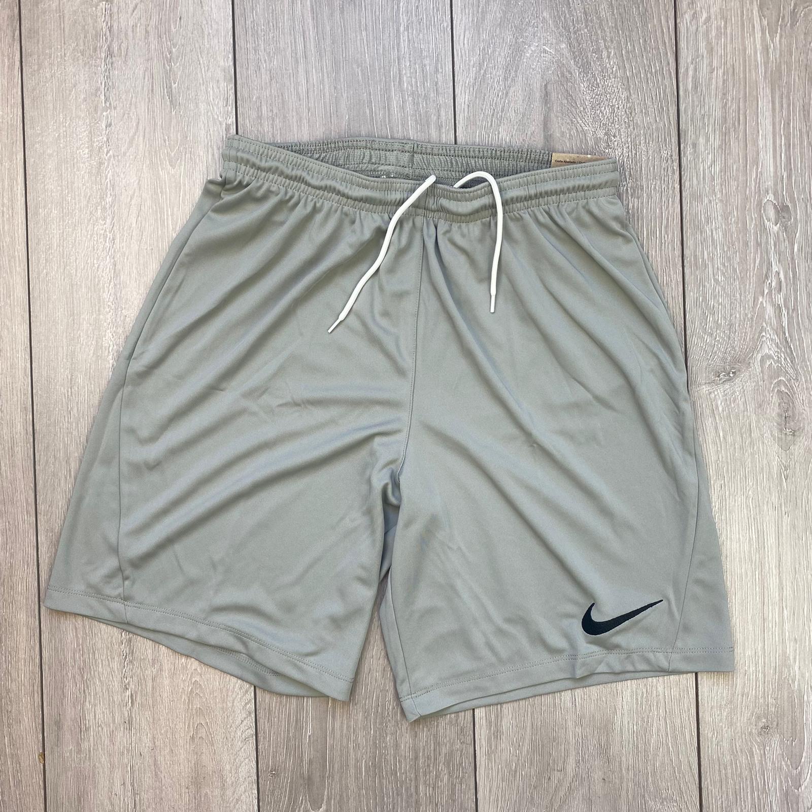 Nike Dri-Fit Shorts - Grey