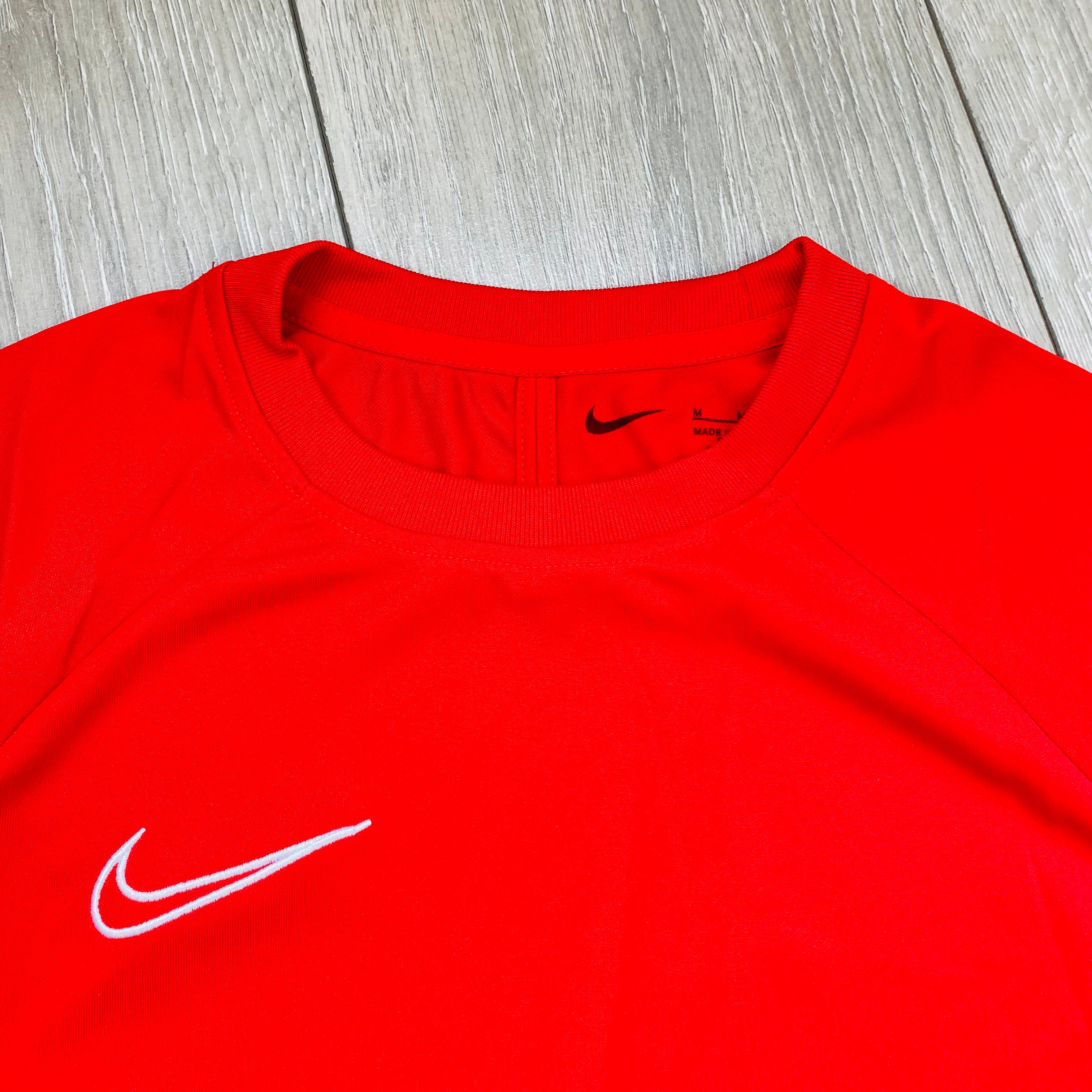 Nike Dri-Fit T-Shirt - Red