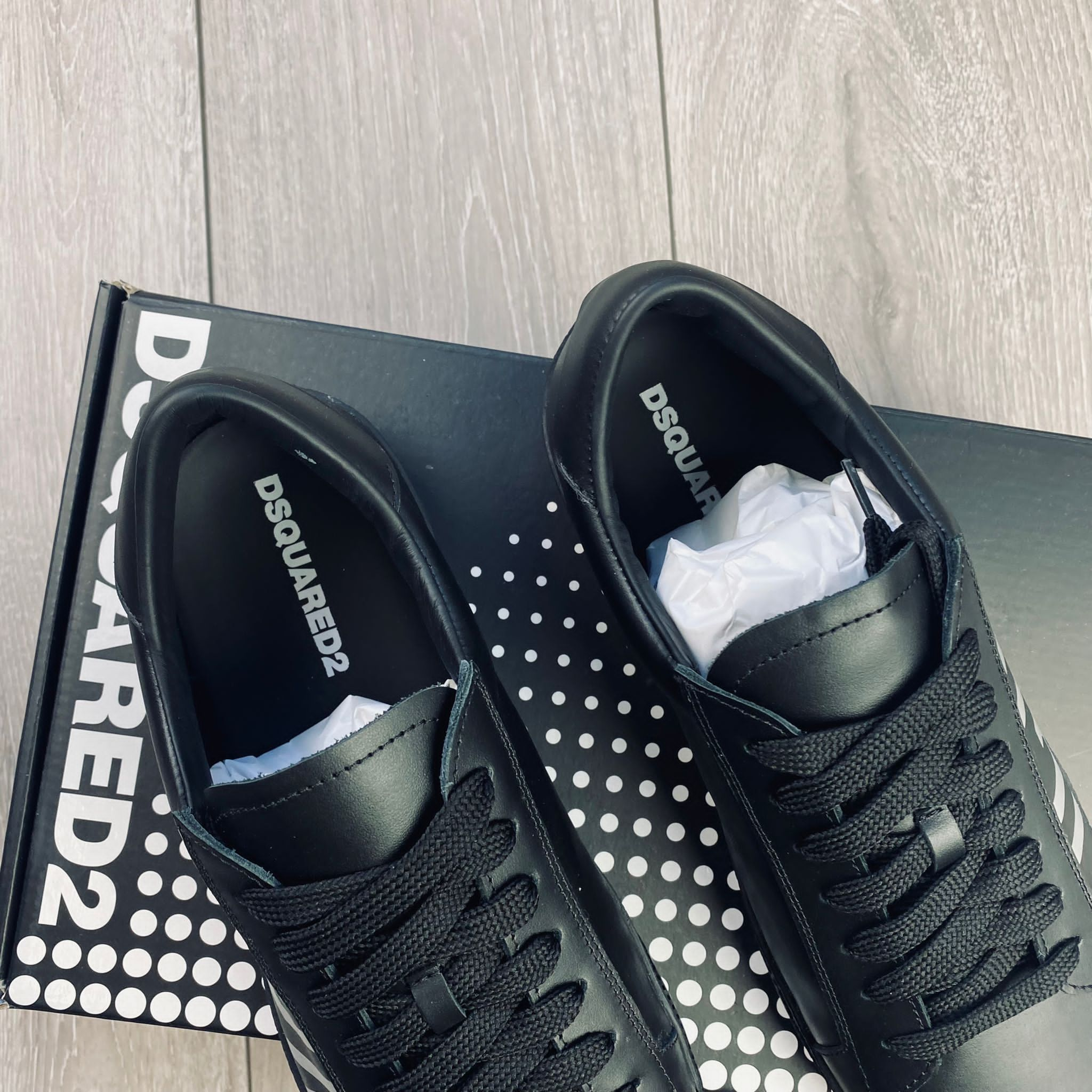 DSQUARED2 ICON Sneakers - Black